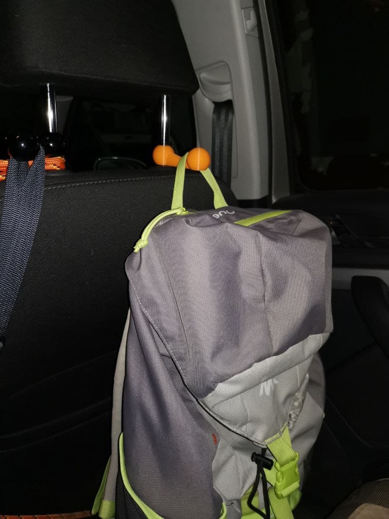 Измерьте диаметр стержня подголовника