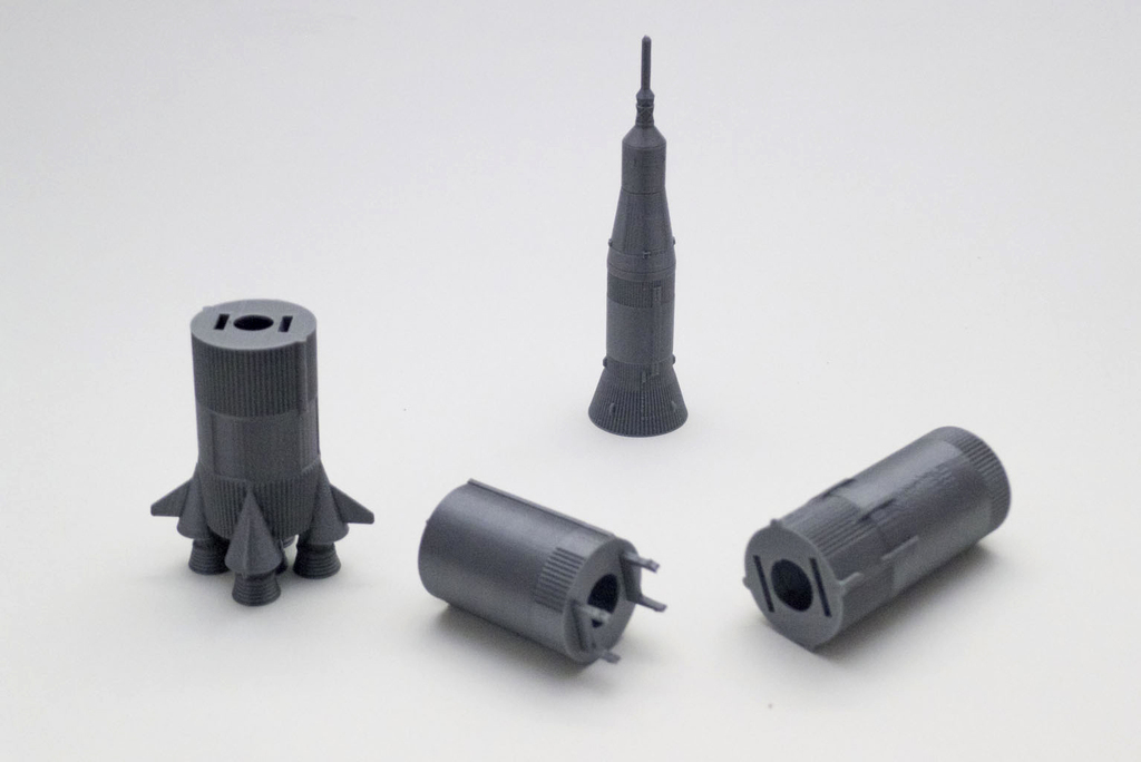 Модель ракеты Saturn V