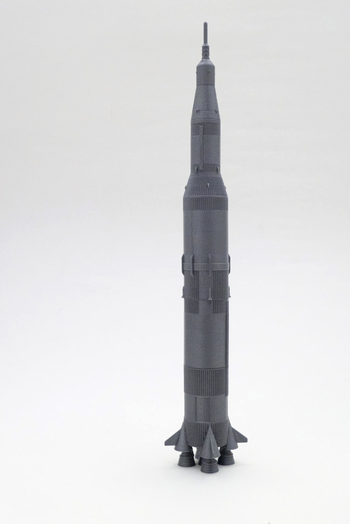 Модель ракеты Saturn V