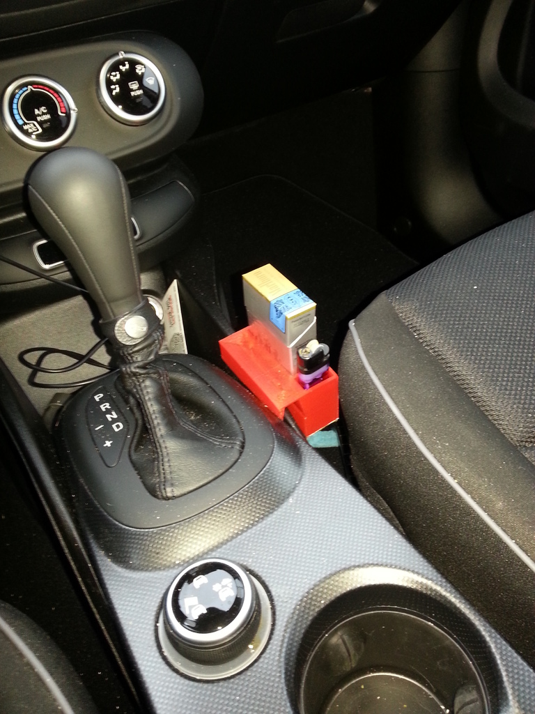 Сумка для сигарет и зажигалок