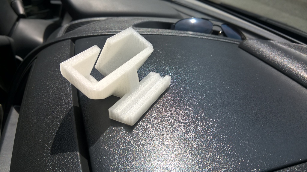 Крепление TomTom для Fiat Ducato на держателе документа