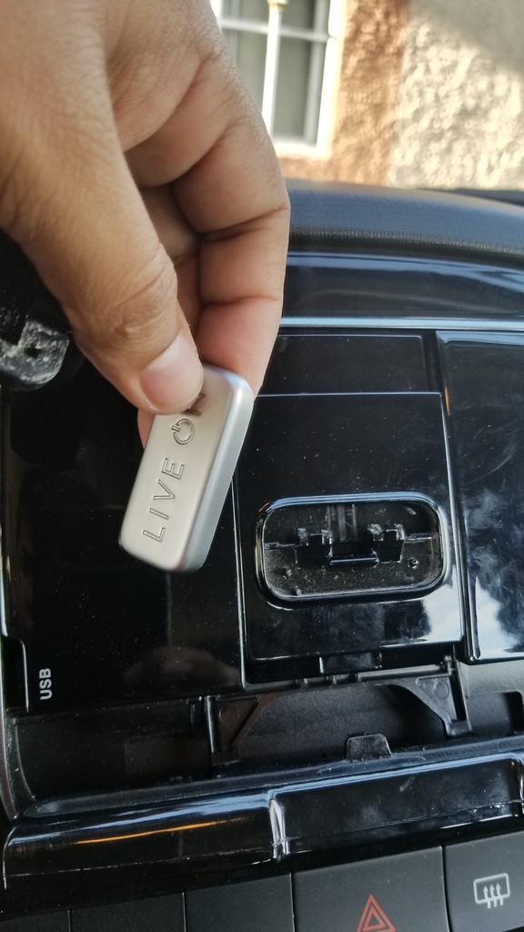 Поддержка мобильного телефона для Fiat UNO