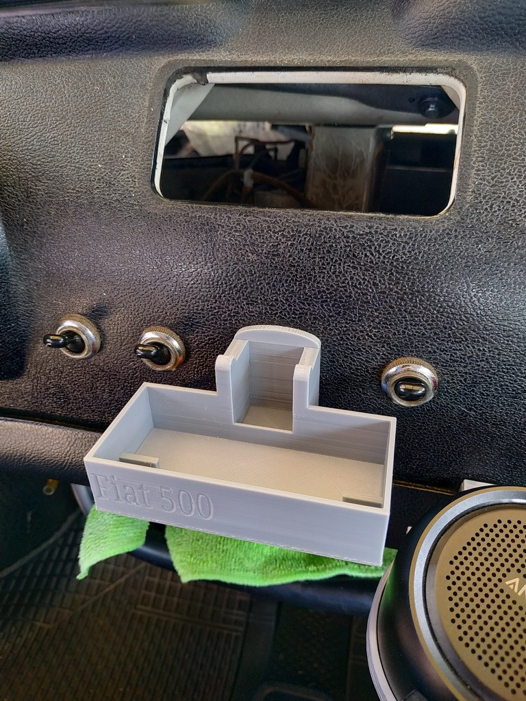 Держатель перчаток для Fiat 500