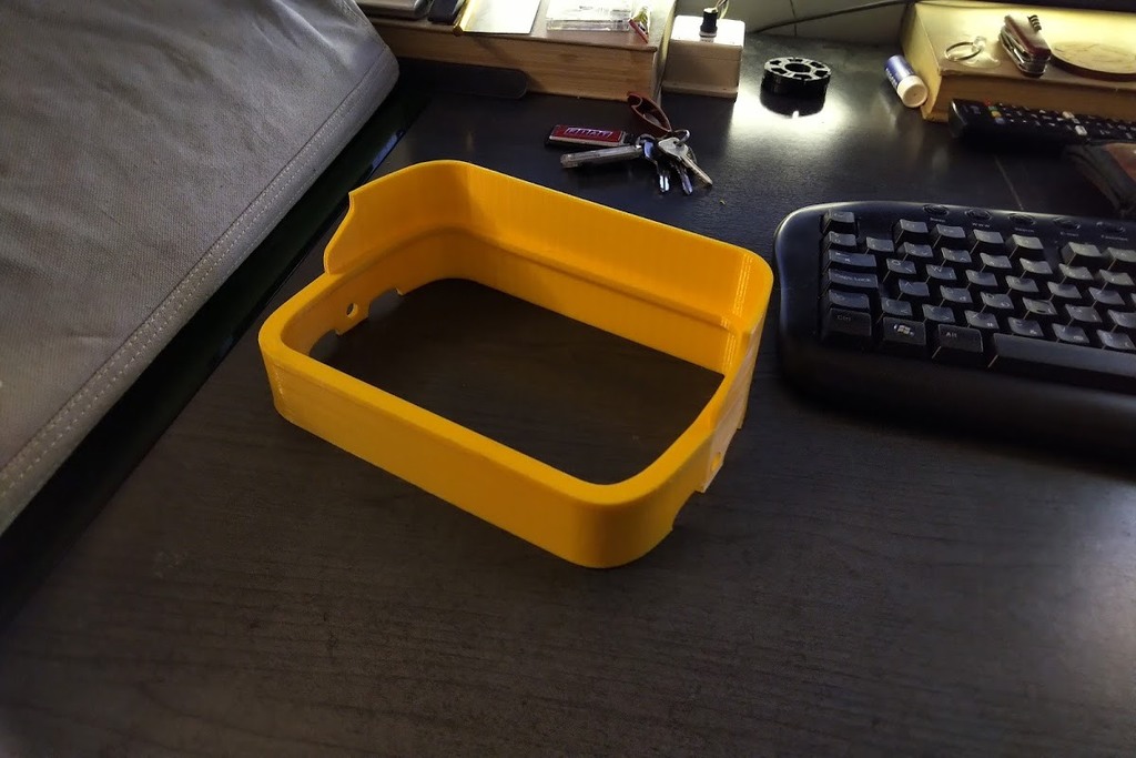 Рамка фары для венгерского Fiat 126p