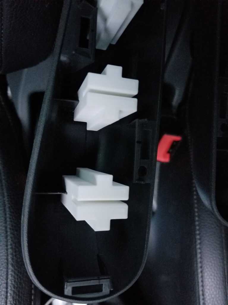 Крепления для подлокотников Fiat 500