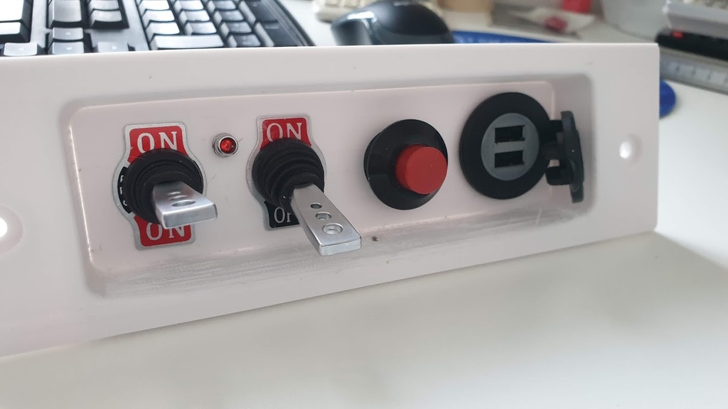 Панель переключателей для Fiat 126-75