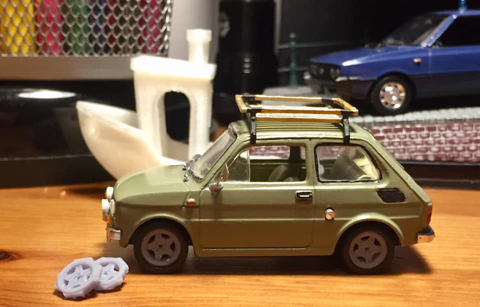 Fiat 126p 1:43 Спортивные диски