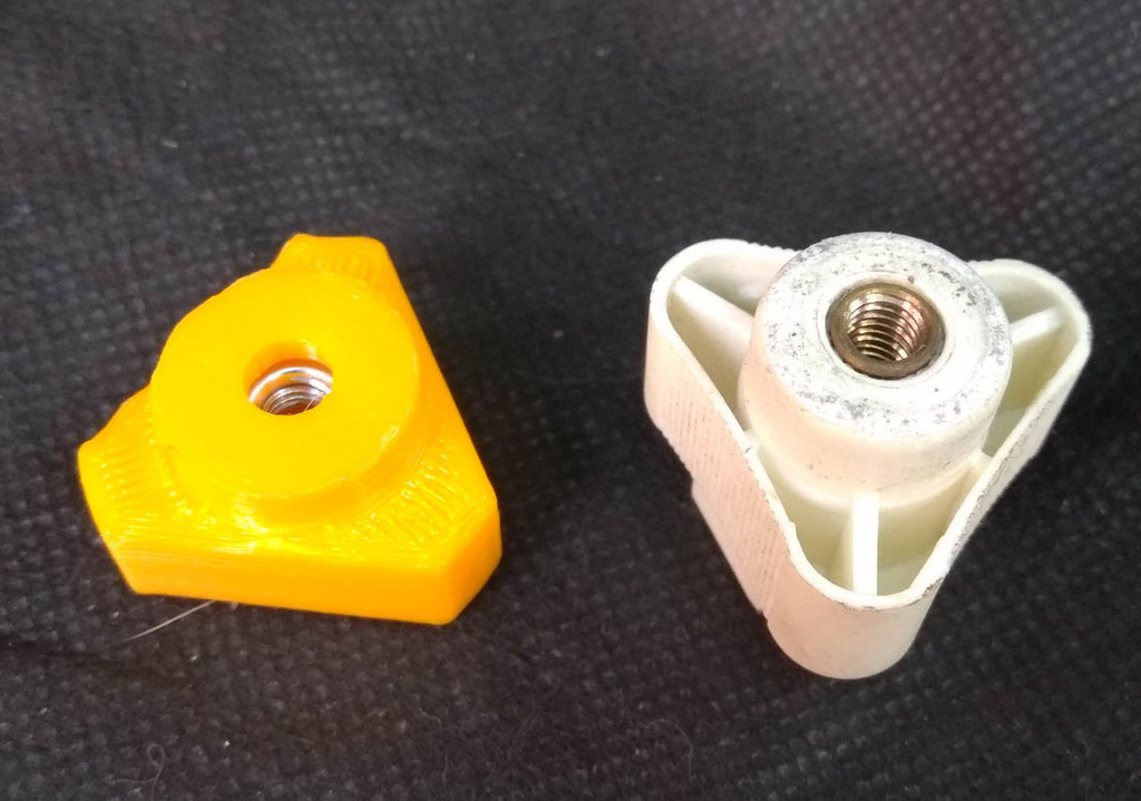 Крепление заднего фонаря OPEL/Vauxhall (резьба M5)