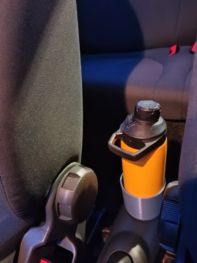 Адаптер для заднего подстаканника Fiat 500