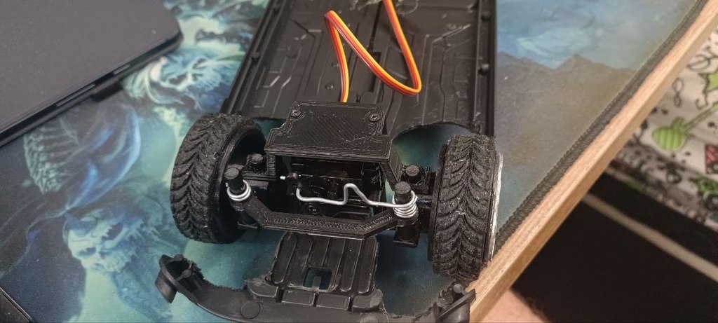 Направляющий ось для коляски FIAT Uno Attractive