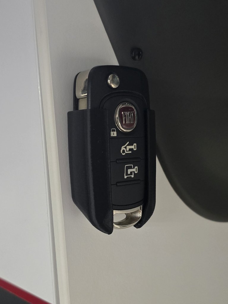 Держатель ключей для настенной установки