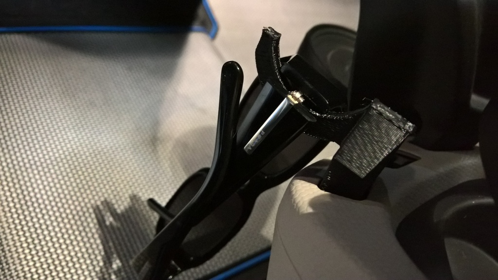 Держатель для очков для BMW i3