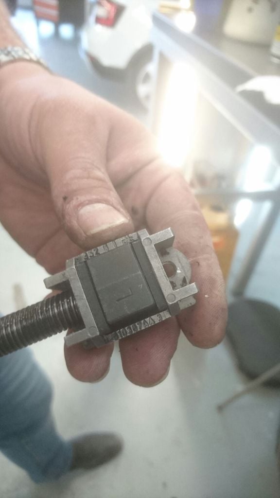 Ремонт сидений BMW Z3