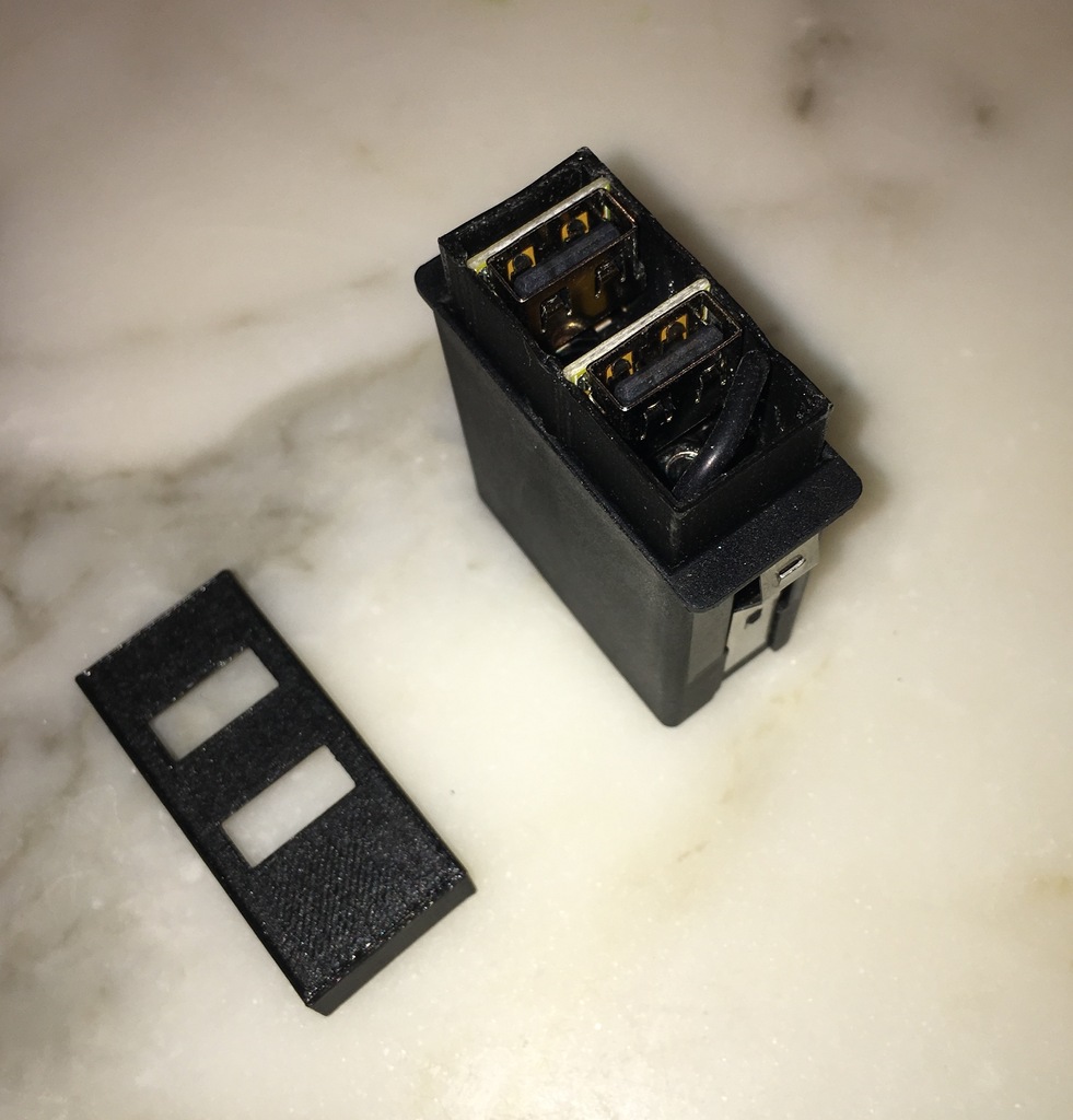 Адаптер USB-порта для BMW e46