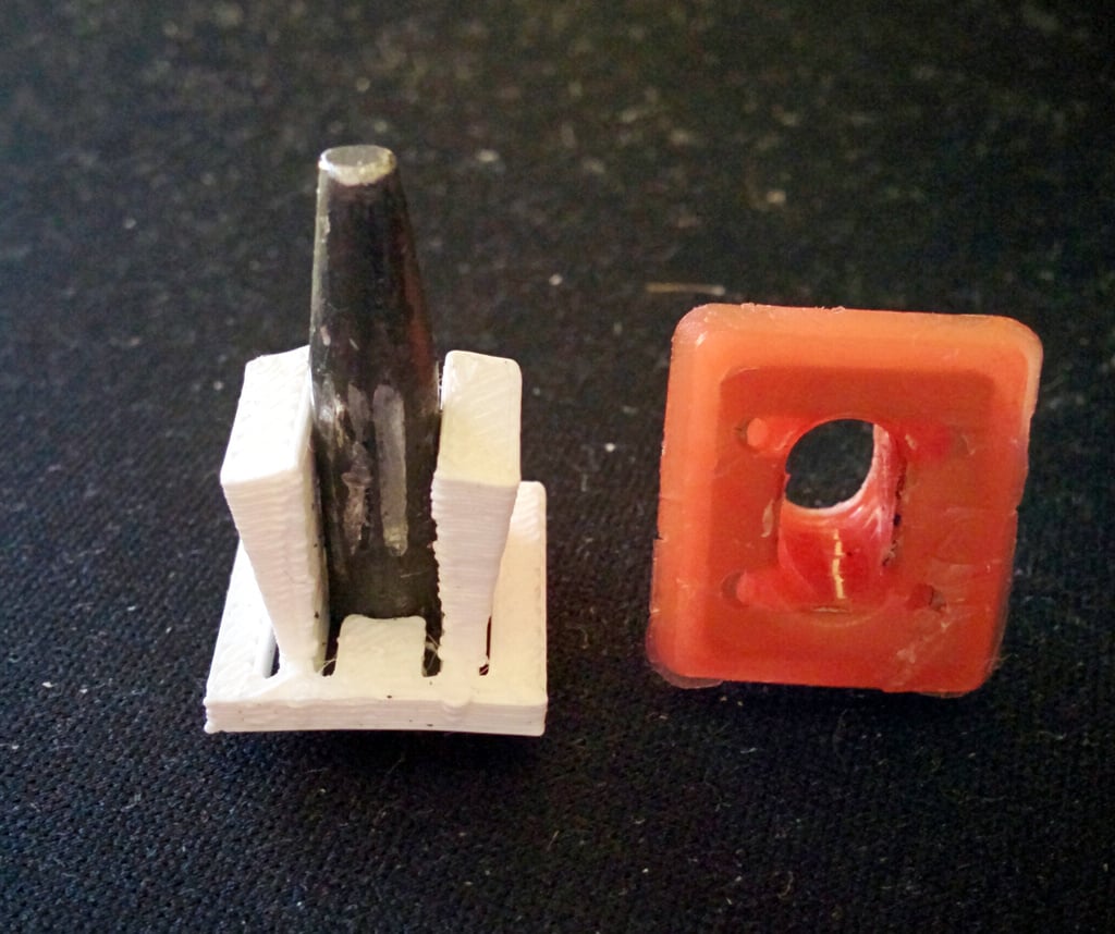 Зажим для крепления отделки панели приборов BMW E46