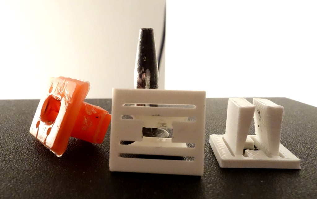 Зажим для крепления отделки панели приборов BMW E46