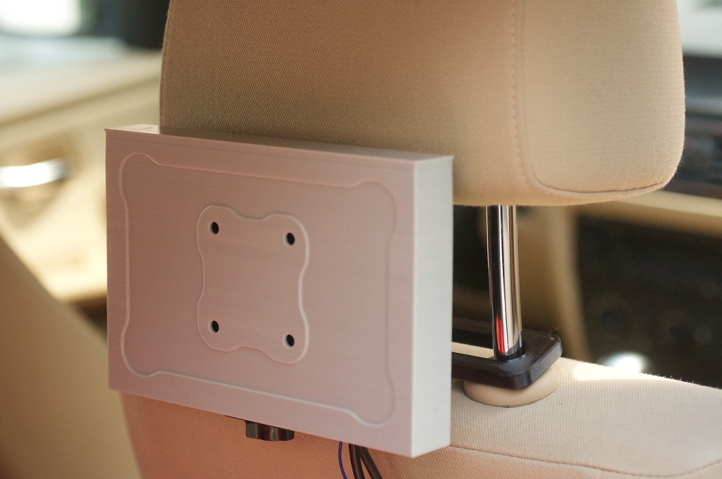 Модель крепления HypnoKid для BW 7" TFT экрана