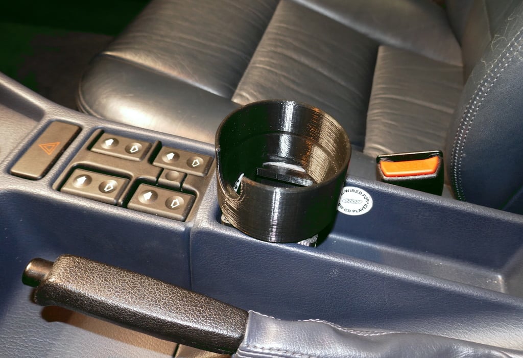 Держатель для чашек для BMW 525i 1990 года