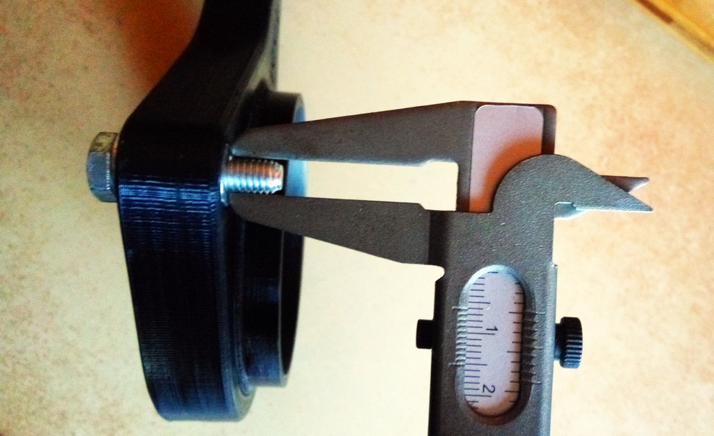 3D-модель ручки с гайкой