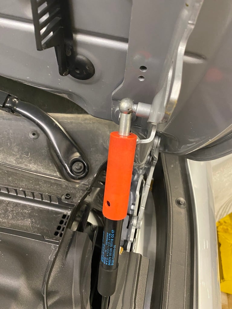 Удлинители капота для BMW