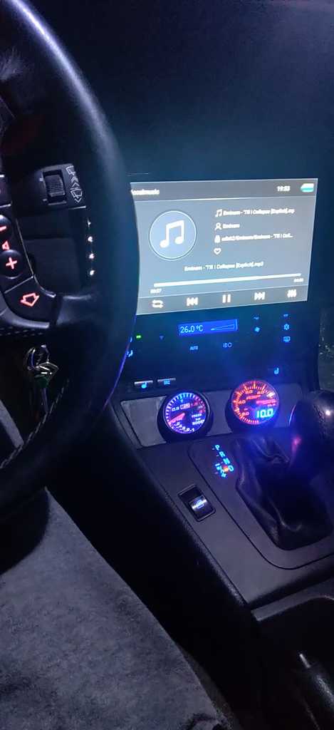 Панель E46 52 мм