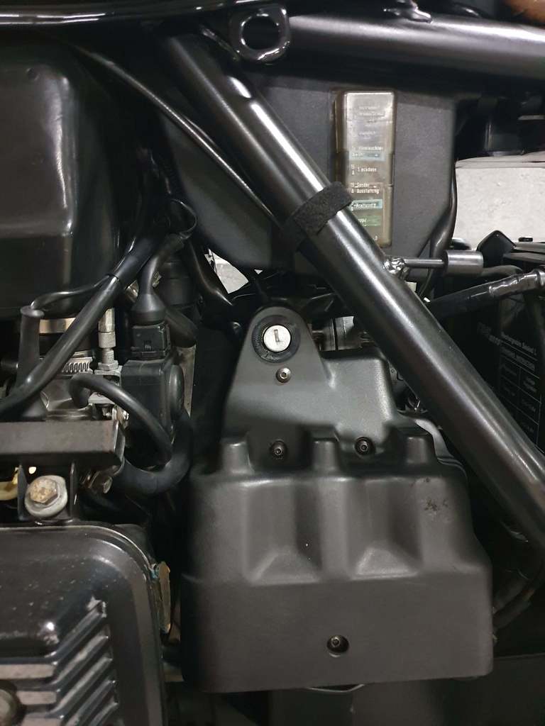 Держатель переключателя зажигания