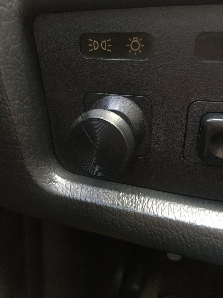 Кнопка переключателя управления фарами BMW 3 E30