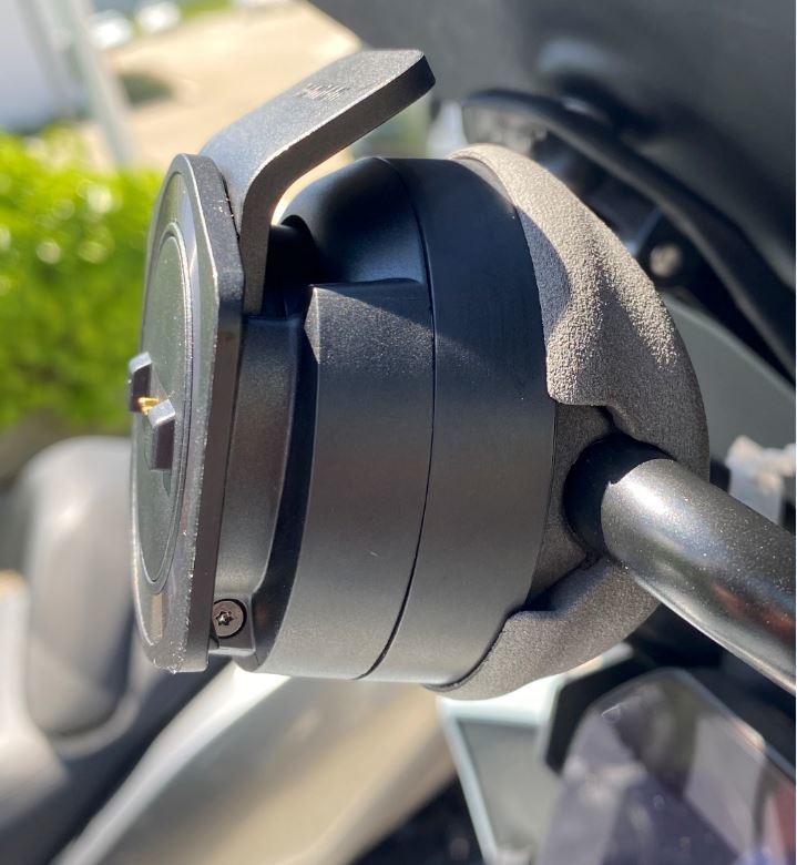 Крепление навигатора Tomtom Rider для BMW