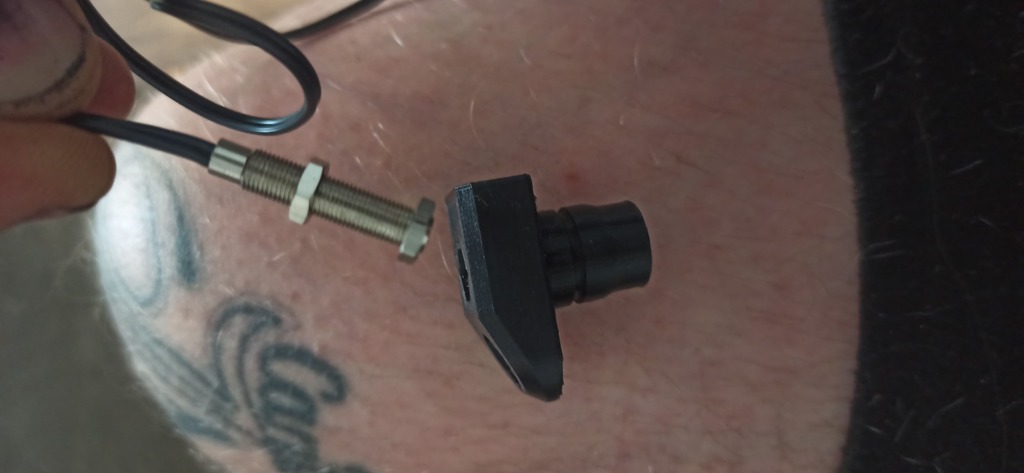 Домик для датчика скорости мотоцикла