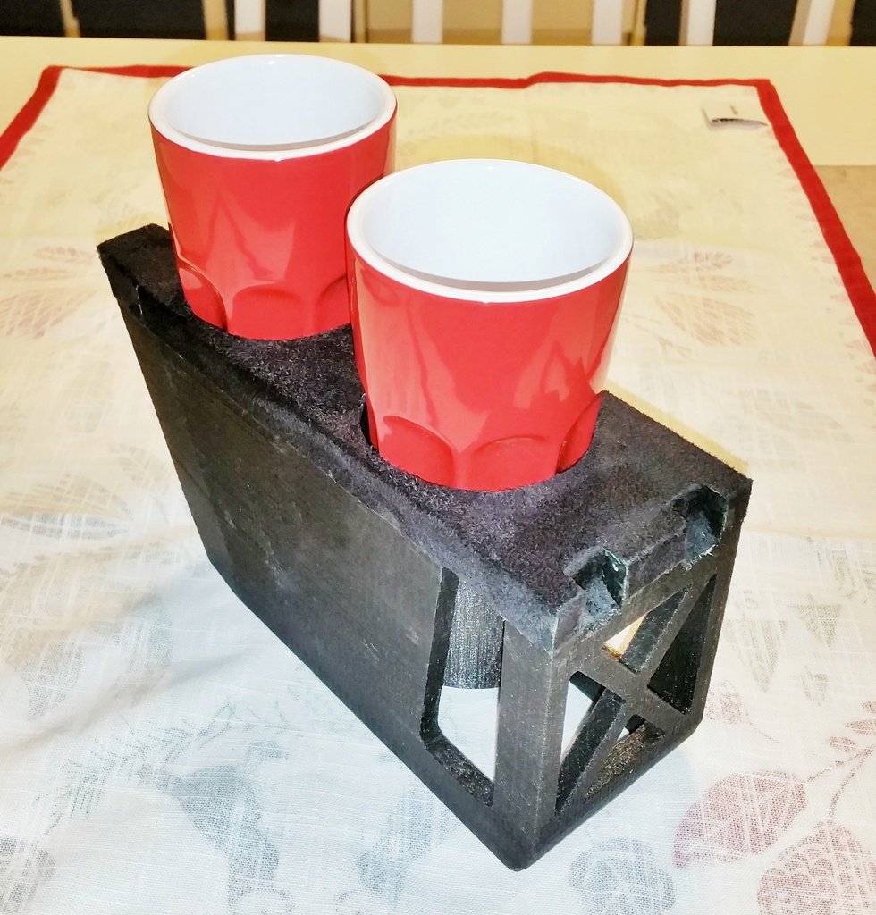 Держатель для чашек для автомобилей Volvo 740 и 940