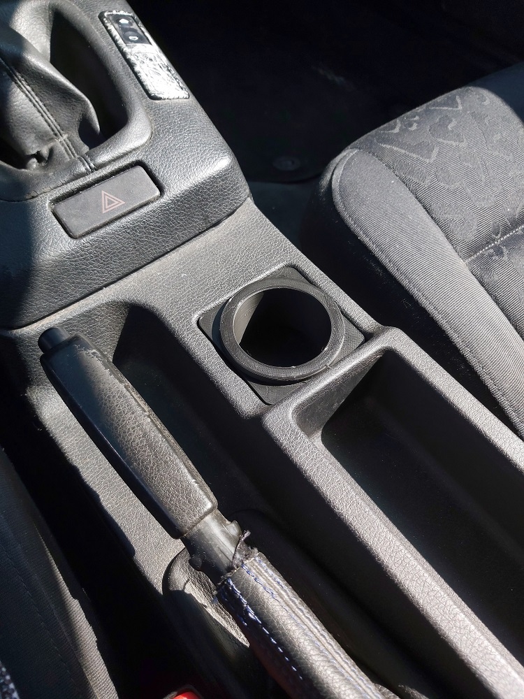 Держатель для стаканов BMW E36 Compact с подлокотником