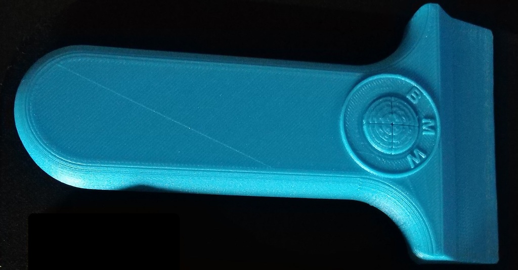 Простой скребок для льда с логотипом BMW