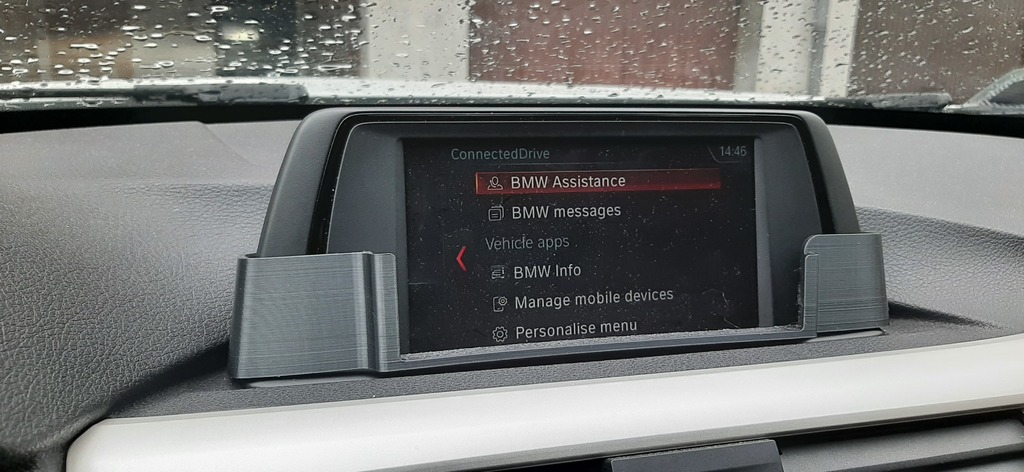 Держатель для смартфона в BMW F30