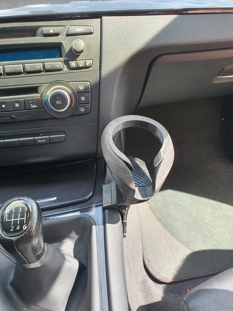 Крепление для чашки BMW1