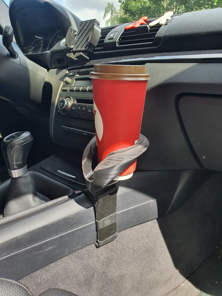 Крепление для чашки BMW1