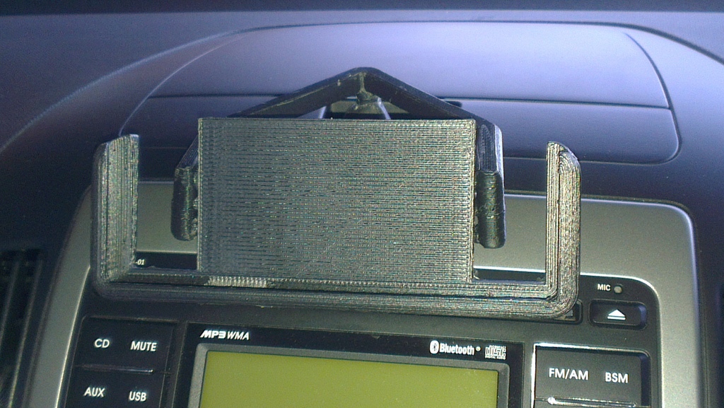 Установка HTC One X на Hyundai i30