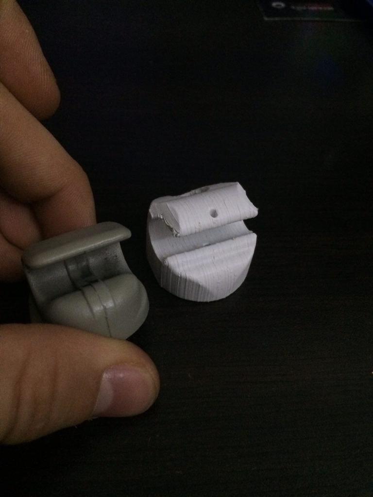 Замена для сломанных держателей занавесок в моем автомобиле