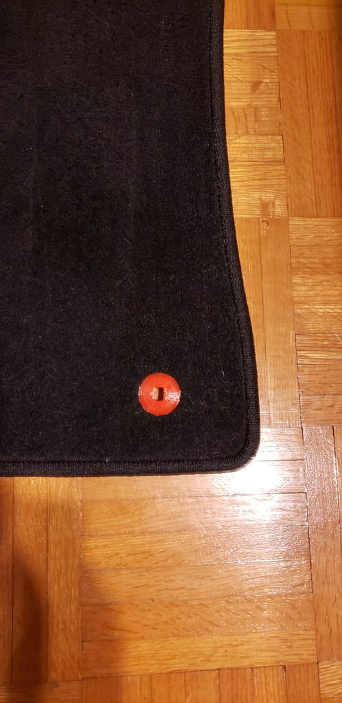 Клипса для коврика автомобиля