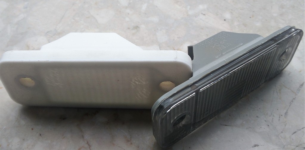 Крышка/Держатель заднего фонаря (левая) для Hyundai SantaFe 2012