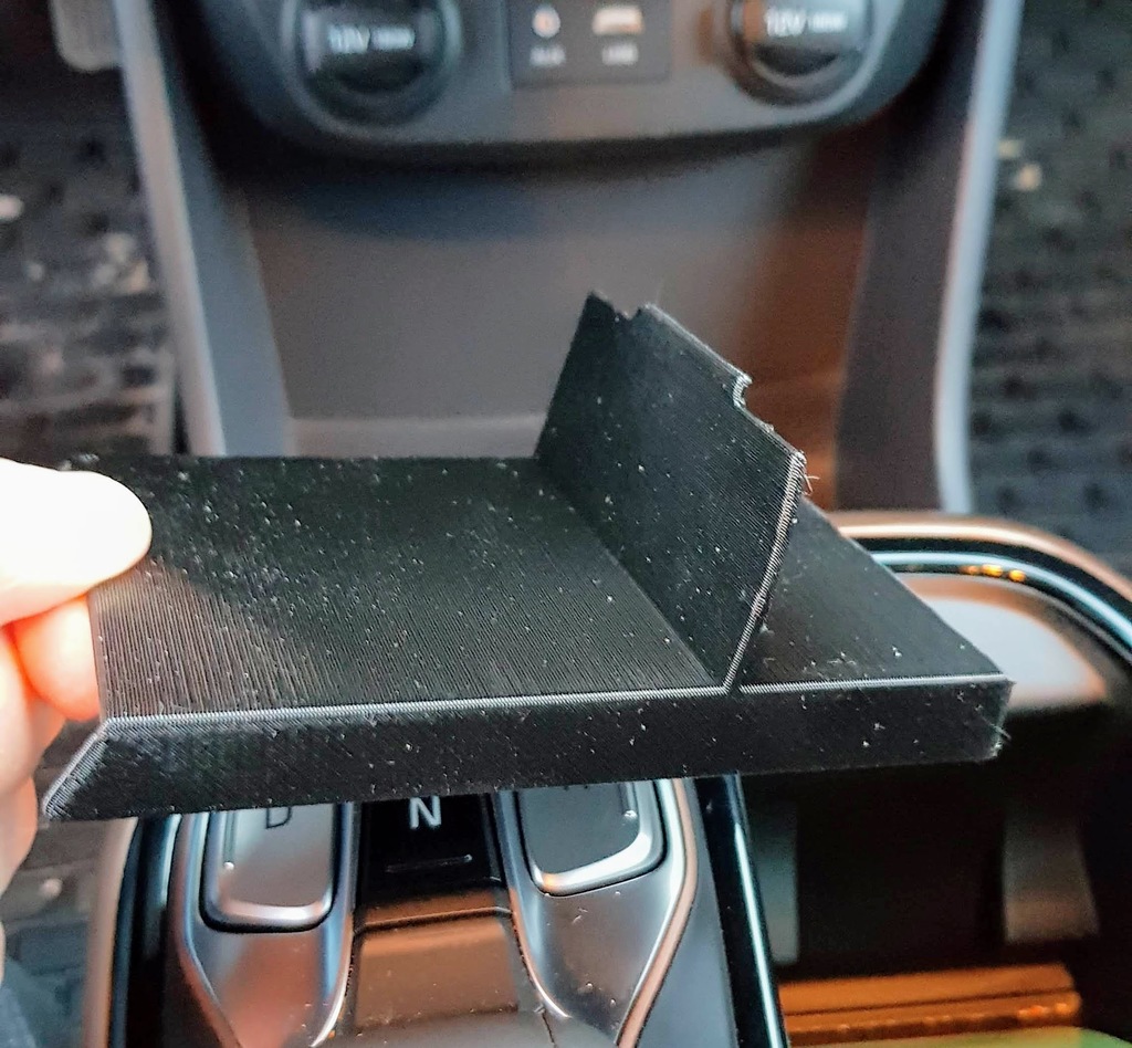 Компактное отделение для телефона