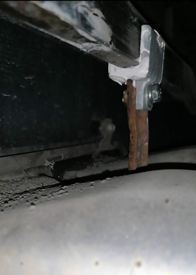 Запчасть для заднего бампера Veloster 2012-2017