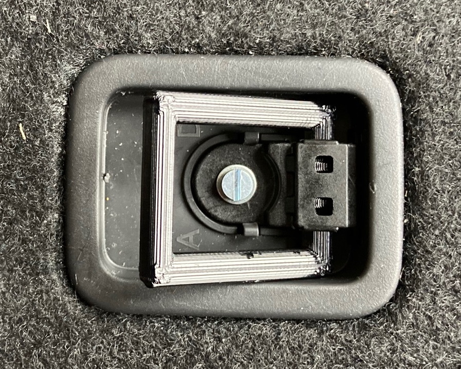 Сетевой крюк для Hyundai Ioniq 2016-2019