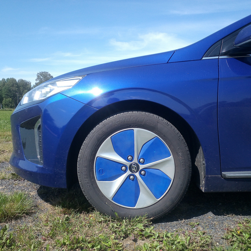 Аэродинамические вставки для дисков на Hyundai Ioniq Electric