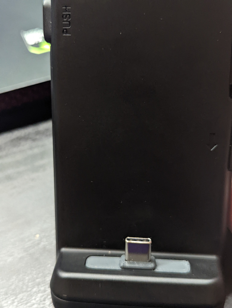 USB-C Держатель/Зарядное устройство для автомобилей, совместимое с Hyundai i20