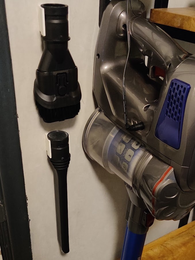 Кронштейн для аксессуаров пылесоса Hyundai Rainbow