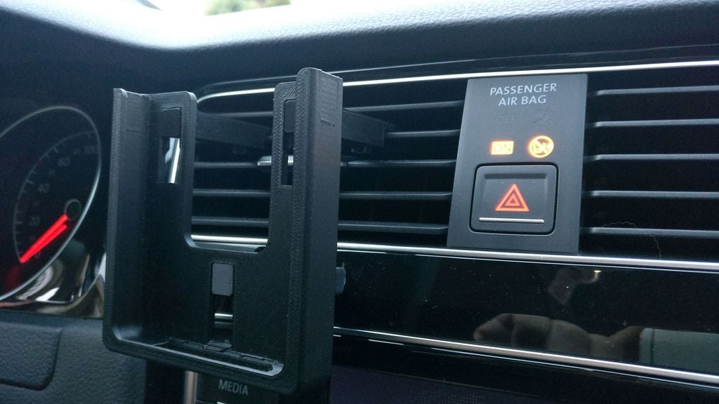 Держатель для телефона с магнитами