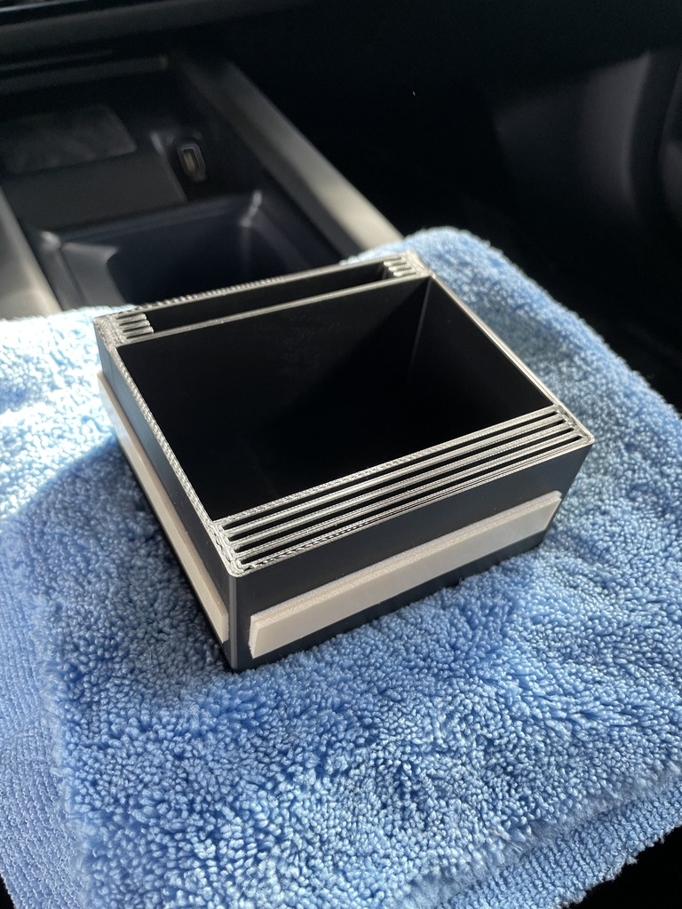 Коробка для центра консолей Hyundai IONIQ 6