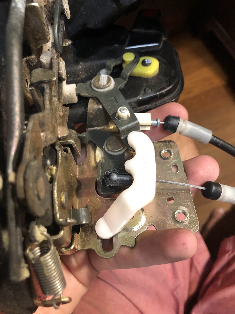 Замок для двери Hyundai Elantra 2006