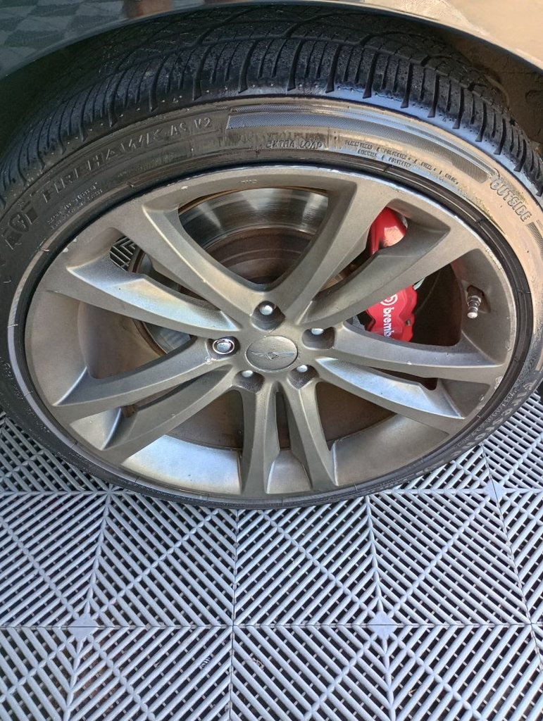 Центральная заглушка для Hyundai Genesis Coupe BK1 (2010-2012)