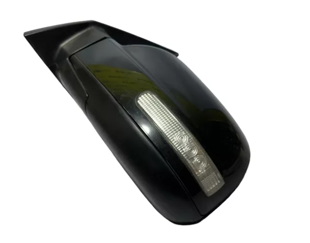 Крышка сигналов поворота бокового зеркала Hyundai Tucson G1